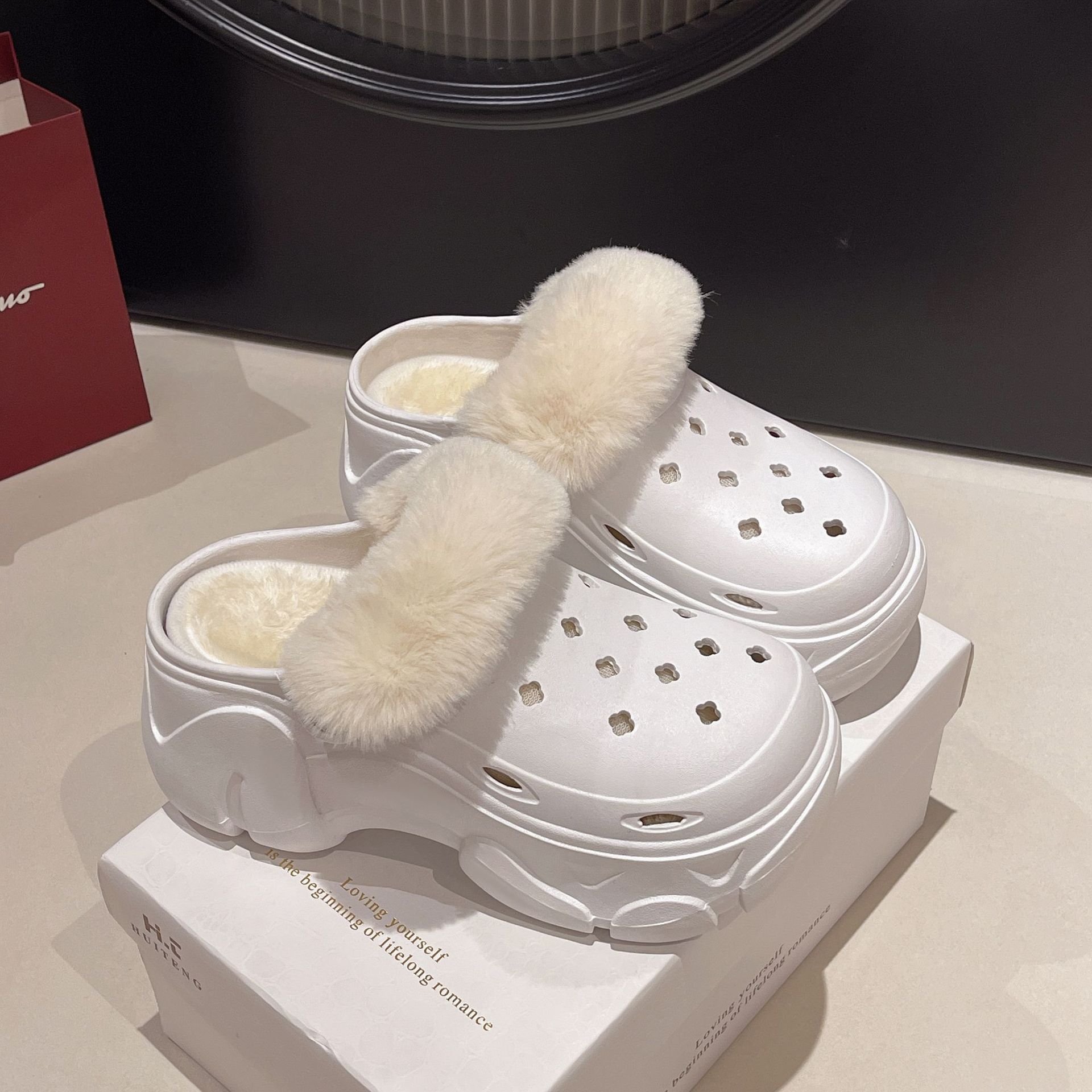 Women'S Shoes Clogs - Женские сабо на высоком каблуке с