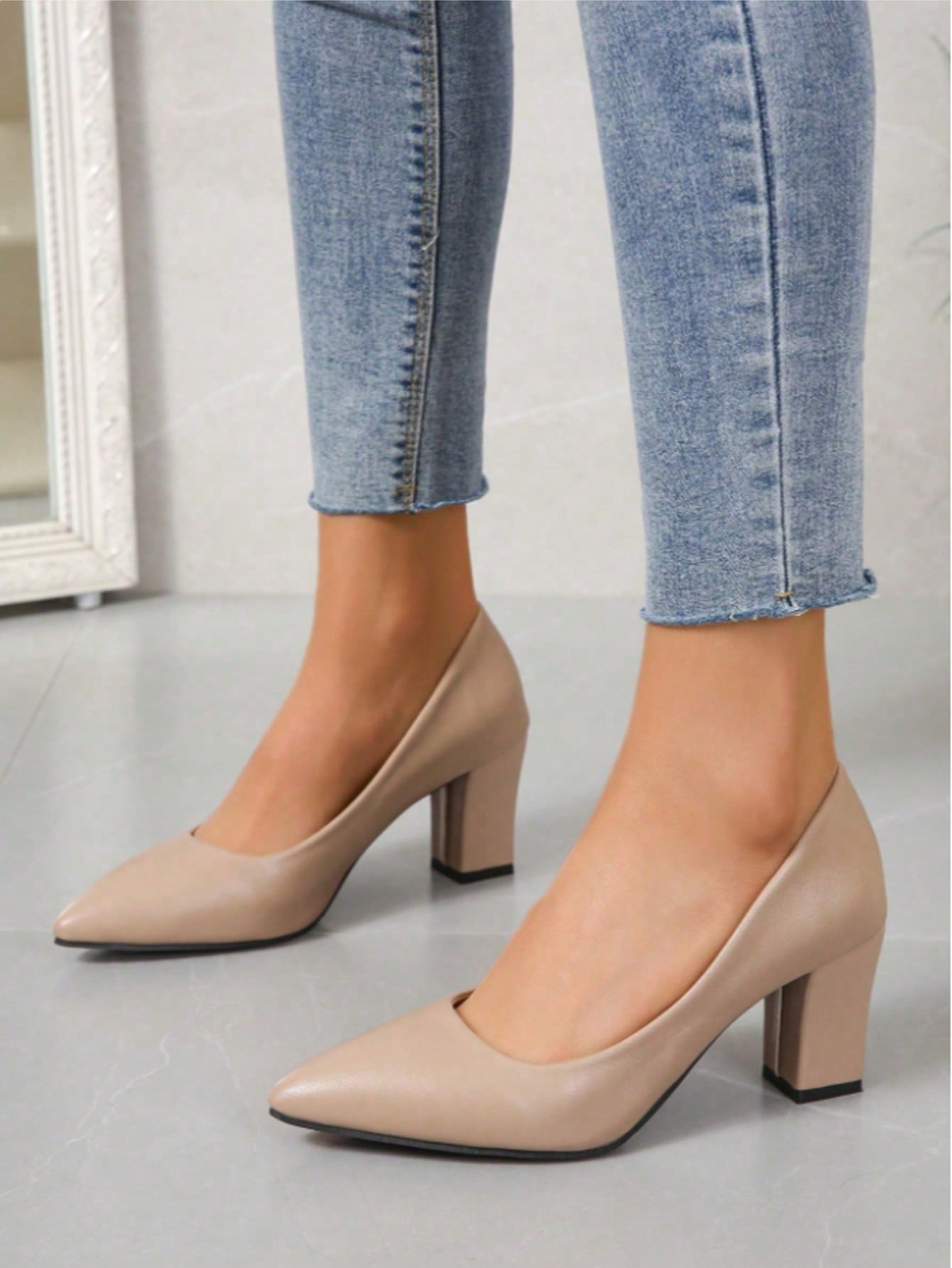 Court Heel Pointed - Женские элегантные и сексуальные туфли на