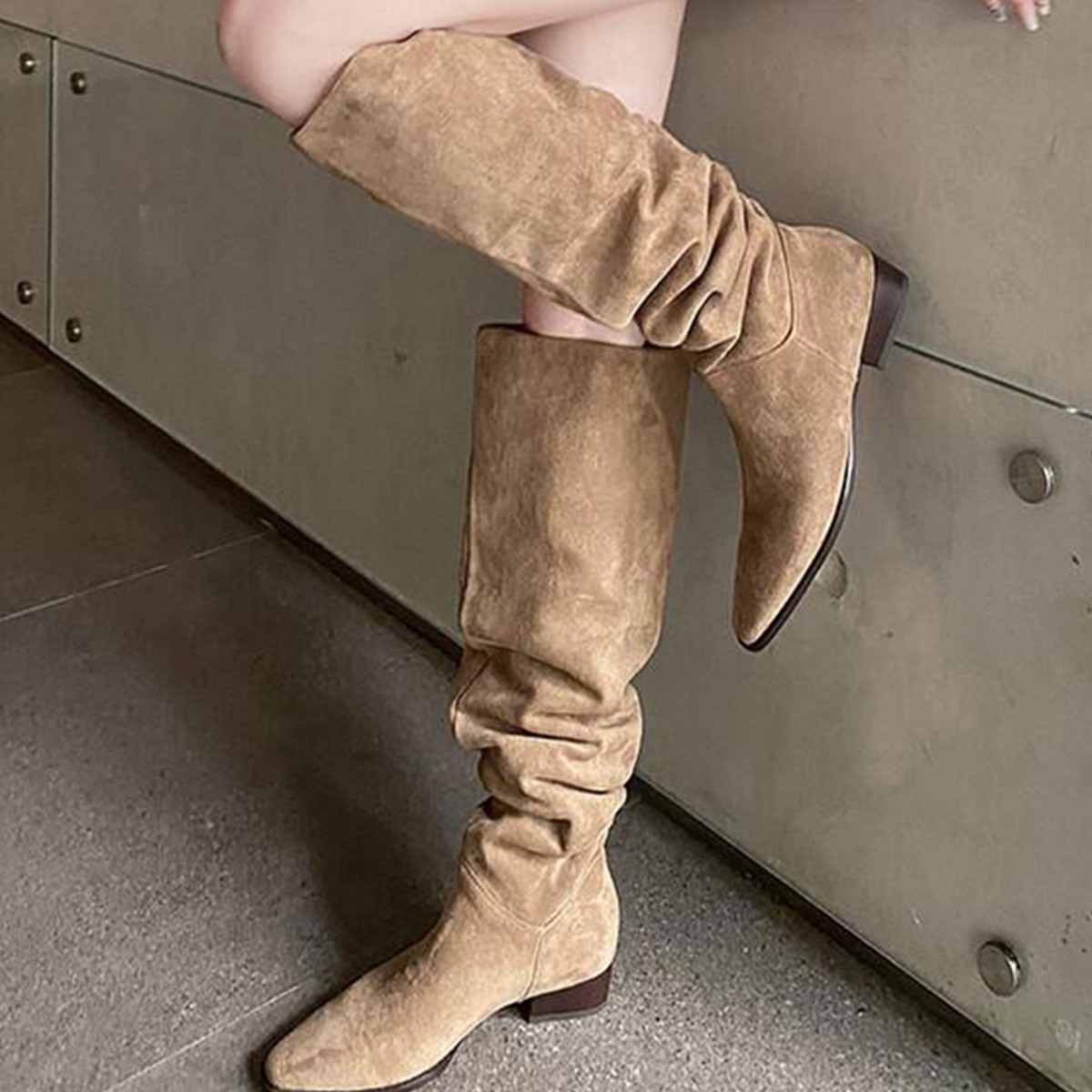 Женские высокие сапоги до коле – обзор и цена Sock Boot Women